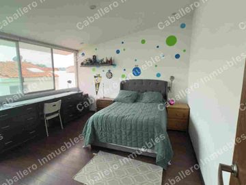 CASA EN VENTA SOLARES, Coto 5