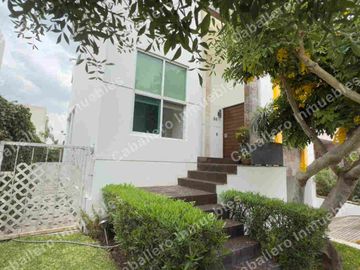 CASA EN VENTA SOLARES, Coto 5
