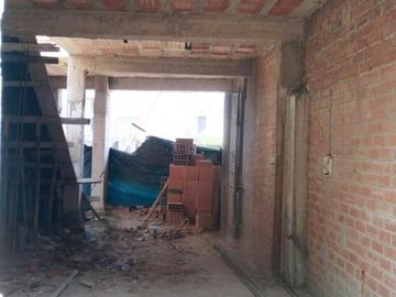 REMATE DE CASA SEMICONSTRUIDA EN CHICLAYO