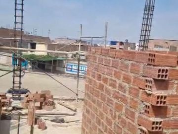 REMATE DE CASA SEMICONSTRUIDA EN CHICLAYO