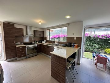 Casa de Venta Cumbaya cerca al Reservorio