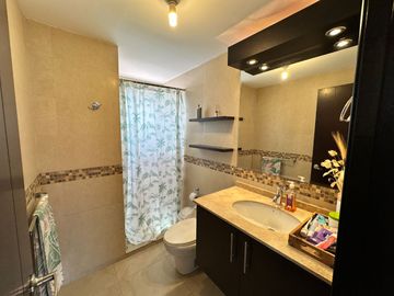 Casa de Venta Cumbaya cerca al Reservorio