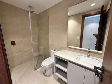 Departamento 2 habitaciones con Jardín de Venta Tumbaco Ruta Viva