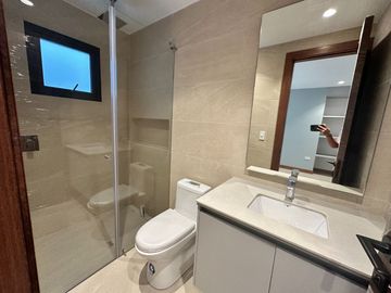 Departamento 2 habitaciones con Jardín de Venta Tumbaco Ruta Viva