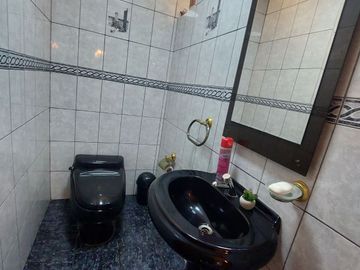 VENDO LINDA CASA EN SURCO
