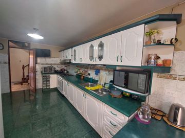 VENDO LINDA CASA EN SURCO
