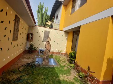 VENDO LINDA CASA EN SURCO