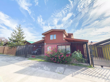 Casa En Venta En Los Altos De Chiguayante