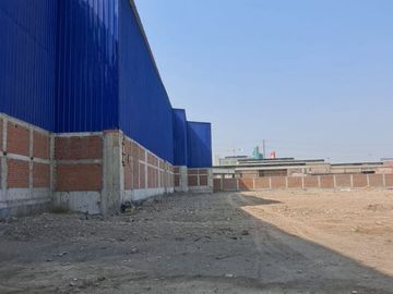 Vendo terreno de 3060m2, muy cerca del Mall de Santa Anita RDA - 12 a 15 pisos