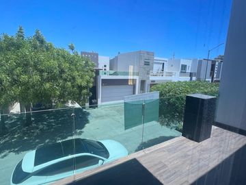 Casa en venta en Prados del Sur BR56