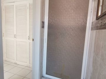 CASA EN VENTA CON ESPACIOS AMPLIOS EN FUENTES DEL SANTUARIO