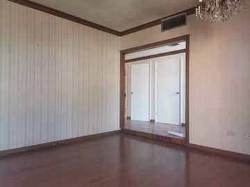 CASA EN VENTA CON ESPACIOS AMPLIOS EN FUENTES DEL SANTUARIO