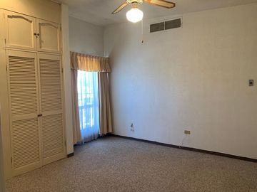 CASA EN VENTA CON ESPACIOS AMPLIOS EN FUENTES DEL SANTUARIO