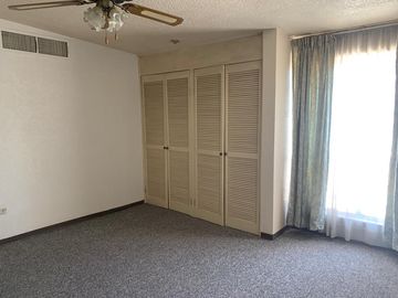 CASA EN VENTA CON ESPACIOS AMPLIOS EN FUENTES DEL SANTUARIO