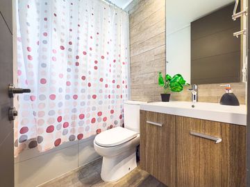 Townhouse impecable 3D y 4B en Chicureo