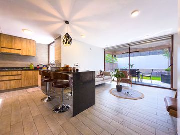 Townhouse impecable 3D y 4B en Chicureo