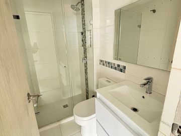 VENTA DE APARTAMENTO EN LA LOMA DE SAN JULIÁN – POBLADO, MEDELLÍN