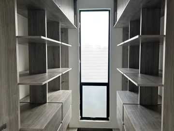 Renta Casa Campestre dos niveles en Exclusivo Condominio Cerritos