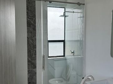 Renta Casa Campestre dos niveles en Exclusivo Condominio Cerritos