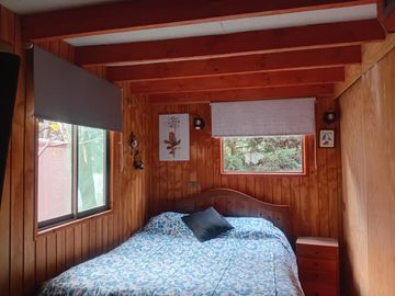 Pucón, en venta una gran casa en sitio urbano a minutos del centro