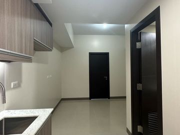 AFFORDABLE 1BEDROOM WITH BALCONY - RENT TO OWN