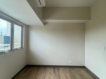 AFFORDABLE 1BEDROOM WITH BALCONY - RENT TO OWN