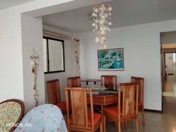 @En Venta Amplio Apartamento Frente al Malecón de Salinas