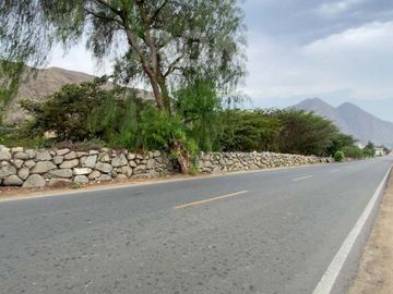 Terreno en Oportunidad 3800 m2 en Simbal Trujillo