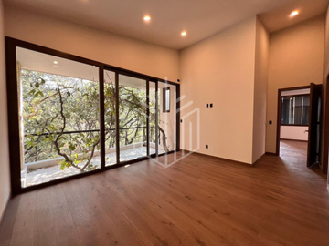 Elegante casa con imponente fachada para estrenar en Rancho San Juan.