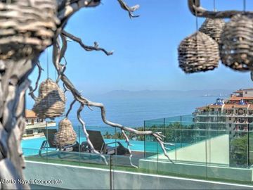 Condominio de Lujo en Venta en Nayri Life & Spa Puerto Vallarta, Emiliano Zapata.