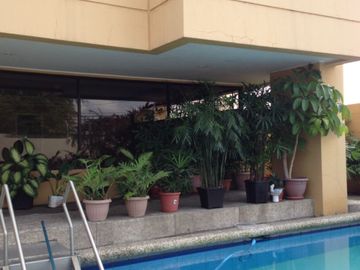 Vendo Departamento en Lomas de Urdesa