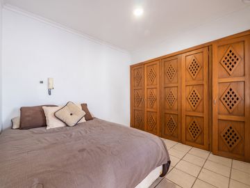 Casa Remodelada con Vista al Campo de Golf en Marina Vallarta - Remodeled Golf Course View Home in Marina Vallarta – Pool with Jacuzzi & Solar Panels