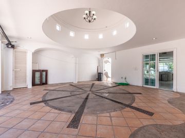 Casa Remodelada con Vista al Campo de Golf en Marina Vallarta - Remodeled Golf Course View Home in Marina Vallarta – Pool with Jacuzzi & Solar Panels