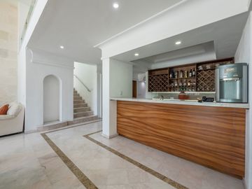 Casa Remodelada con Vista al Campo de Golf en Marina Vallarta - Remodeled Golf Course View Home in Marina Vallarta – Pool with Jacuzzi & Solar Panels