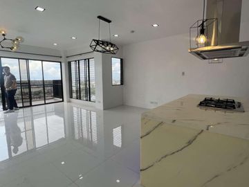 Overlooking Unobstructed City Seaview House for Sale in Vista Grande Phase 1 Talisay Cebu
