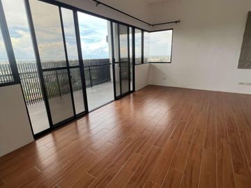 Overlooking Unobstructed City Seaview House for Sale in Vista Grande Phase 1 Talisay Cebu