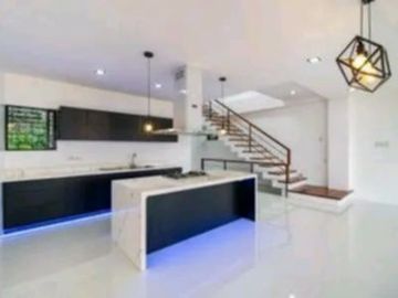 Overlooking Unobstructed City Seaview House for Sale in Vista Grande Phase 1 Talisay Cebu