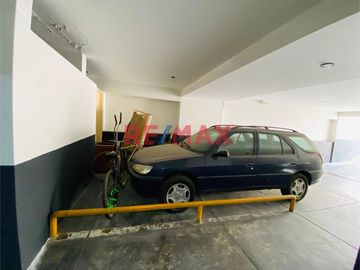 ID: 1141485 Duplex - 3Er Piso Mas Aires - 386 M2 - Entre Primavera, San Luis Y Velasco Astete