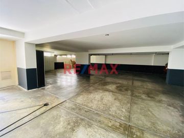 ID: 1141485 Duplex - 3Er Piso Mas Aires - 386 M2 - Entre Primavera, San Luis Y Velasco Astete