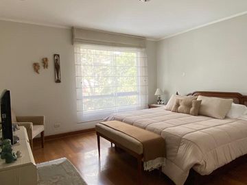 Venta Departamento en Club Golf Los Incas