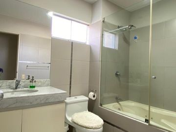 Venta Departamento en Club Golf Los Incas