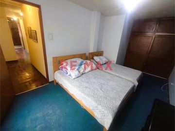 Exclusiva Casa De 3 Pisos En Venta - Urb. Santa Leonor, Chorrillos