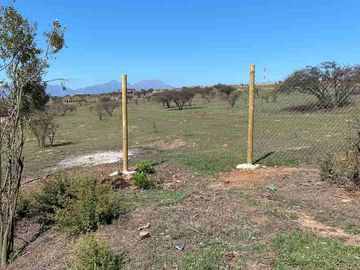 se vende exelente parcela Los Laureles Limache.