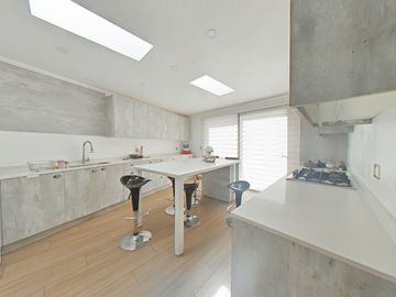 CASA CONDOMINIO LOS BOSQUES DE COLINA - PIEDRA ROJA