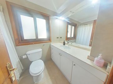 CASA CONDOMINIO LOS BOSQUES DE COLINA - PIEDRA ROJA