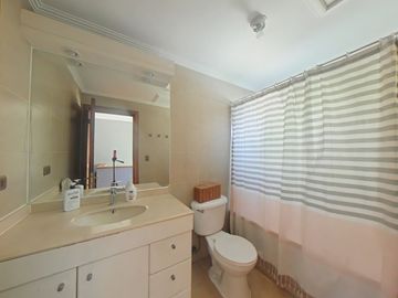 CASA CONDOMINIO LOS BOSQUES DE COLINA - PIEDRA ROJA