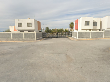 VENTA DE BONITA CASA EN MONCLOVA COAHUILA