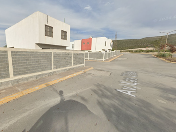 VENTA DE BONITA CASA EN MONCLOVA COAHUILA