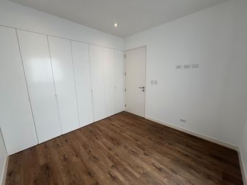 VENTA DEPARTAMENTO DE ESTRENO SAN ISIDRO