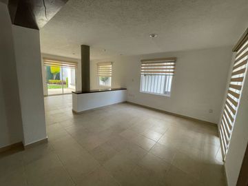 Casa en Venta, Residencial el Castaño 1